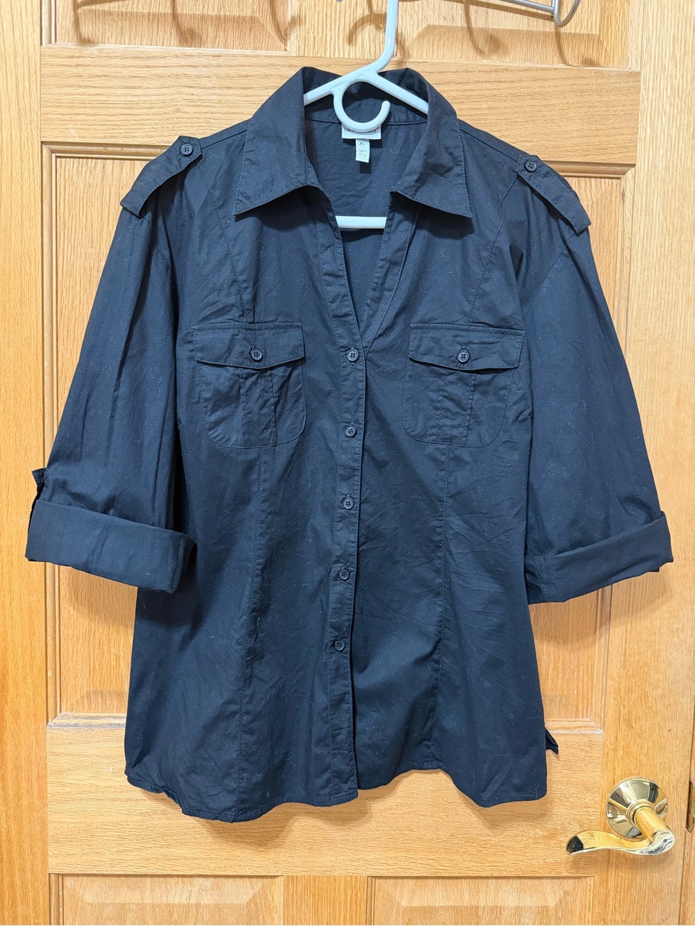 Harve Benard Black Buttoned Shirt with 3/4 sleeve - Women’s size XL